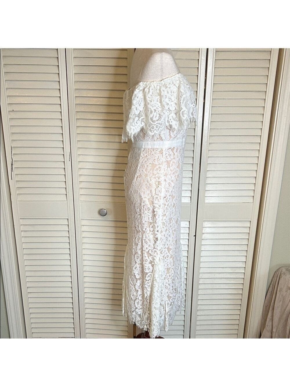 Just Me White Lace Off Shoulder Mermaid Midi Dress Small - Picture 4 of 5